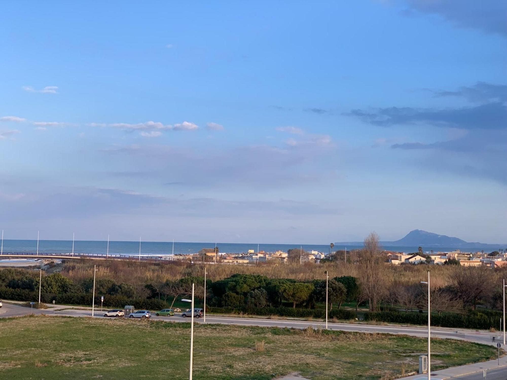 Apartamento Duplex Mediterranean View Гандия Екстериор снимка